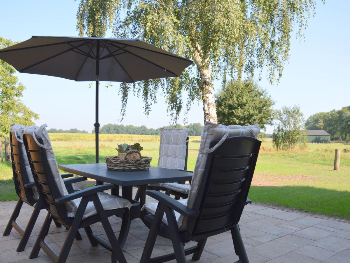 Authentic Holiday Home With View Geesteren  외부 사진